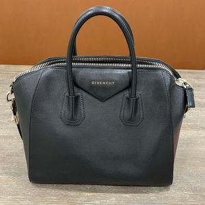 Givenchy Antigona Grained Leather Bag